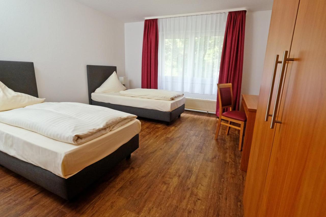 Apart Hotel Sehnde Ngoại thất bức ảnh