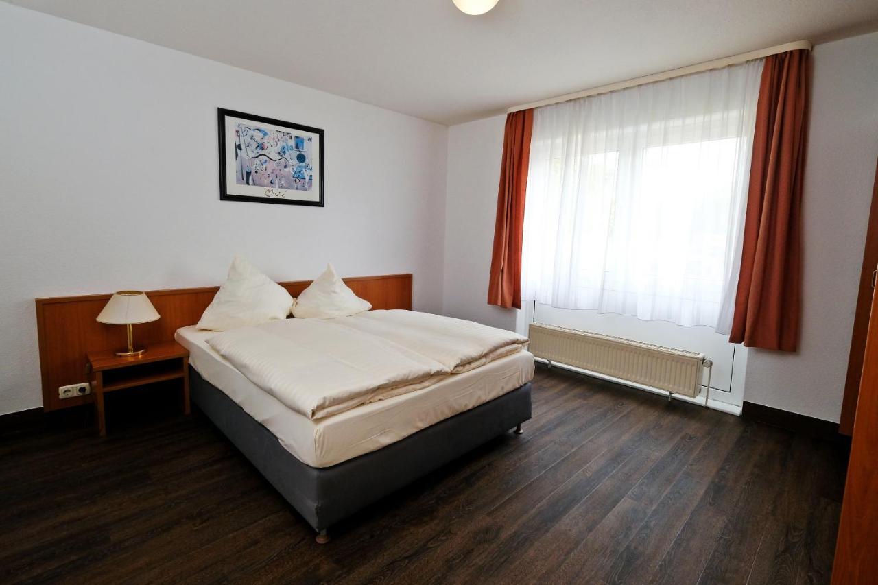 Apart Hotel Sehnde Ngoại thất bức ảnh