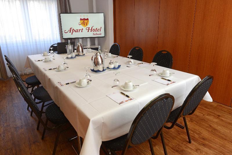 Apart Hotel Sehnde Ngoại thất bức ảnh